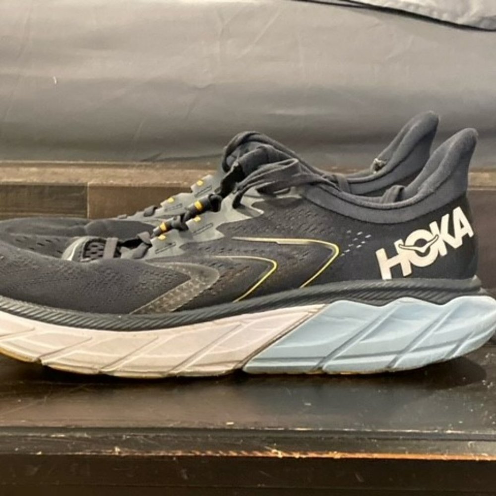 Men's Hoka One Clifton Sneakers